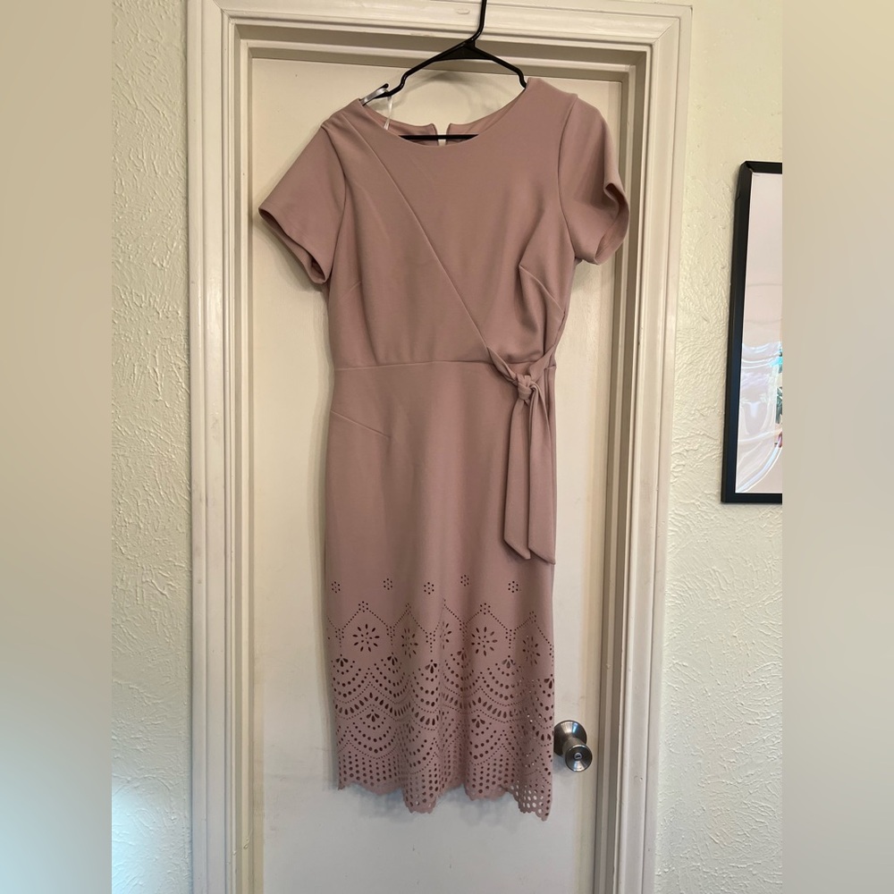 Elegant Mauve Midi Dress